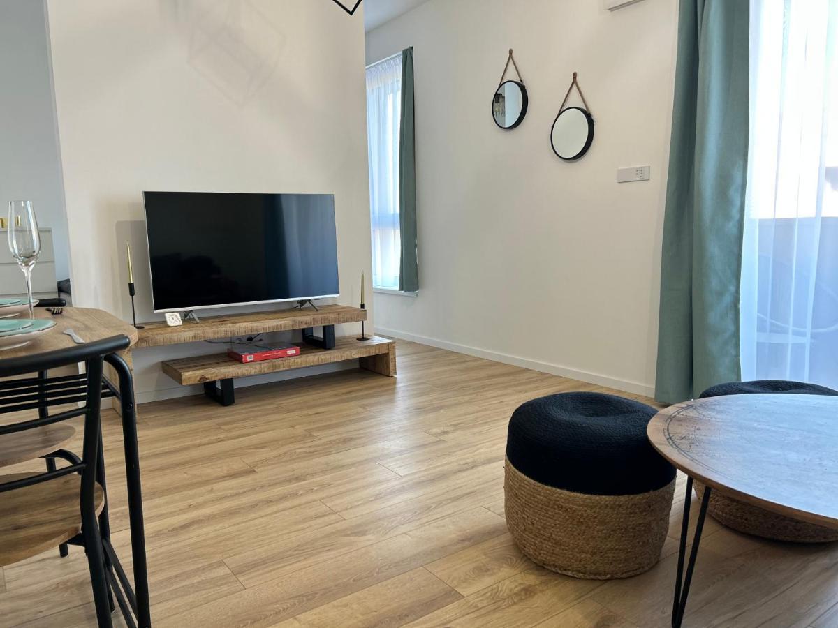 Cozy 1-Bedroom Condo Miloslavov Exterior foto