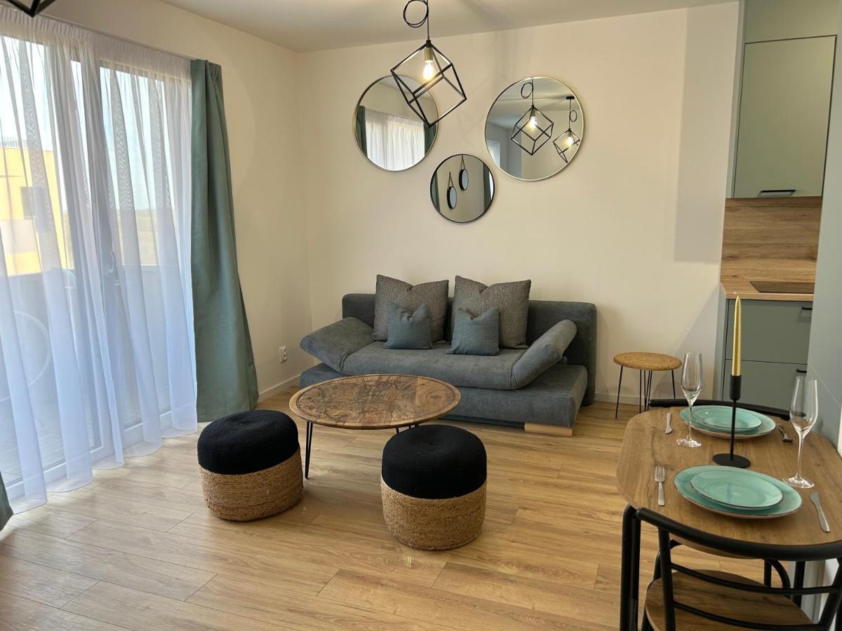 Cozy 1-Bedroom Condo Miloslavov Exterior foto